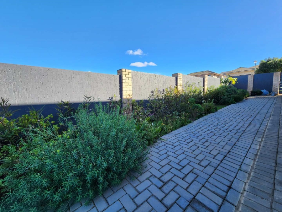 3 Bedroom Property for Sale in Monte Christo Western Cape